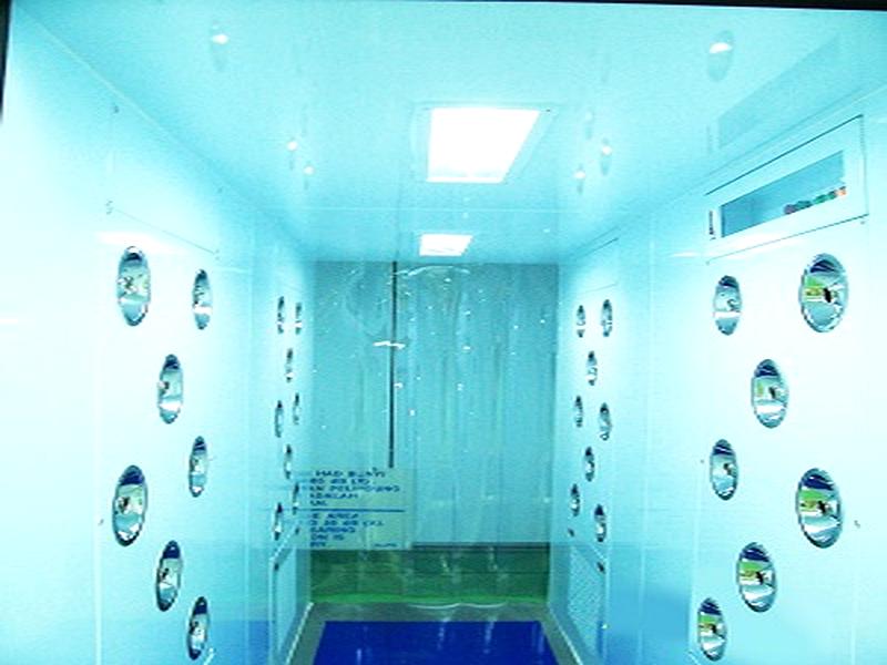 Air Shower Internal Configuration